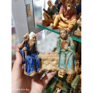 ÔNG ĐÁNH CỜ TRANG TRÍ HỒ CÁ NON BỘ
