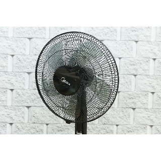 Quạt đứng Midea FS40-15Q