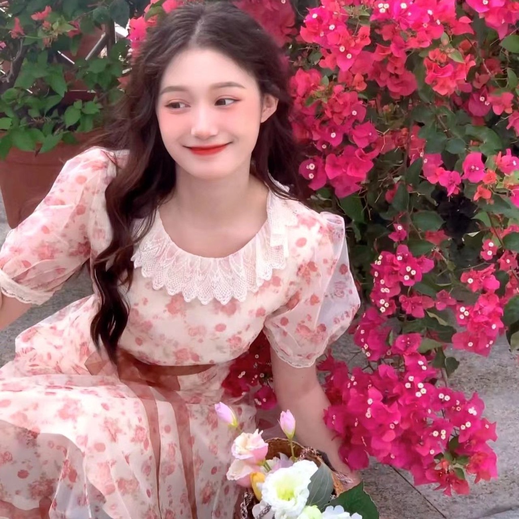 Peach bows with round necks and bows in the world show lean temperament, broken flowers, long dress girls in the summer of 2022