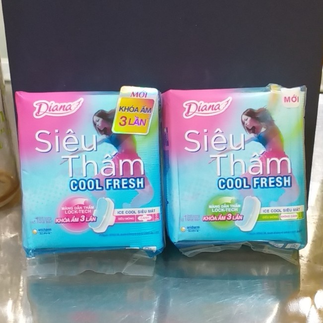 Băng vệ sinh Diana Siêu Thấm Cool Fresh mỏng