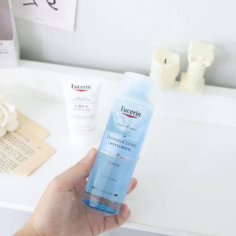 Nước Cân Bằng Eucerin Dưỡng Ẩm Cho Da Nhạy Cảm 200ml DermatoCLEAN Hyaluron Toner
