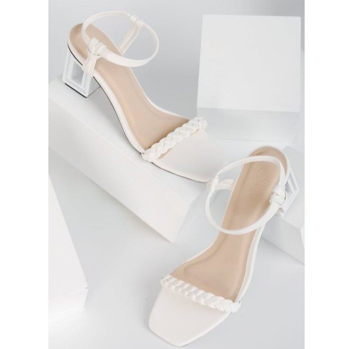 OLV - Giày Braided Strap Sandals in White