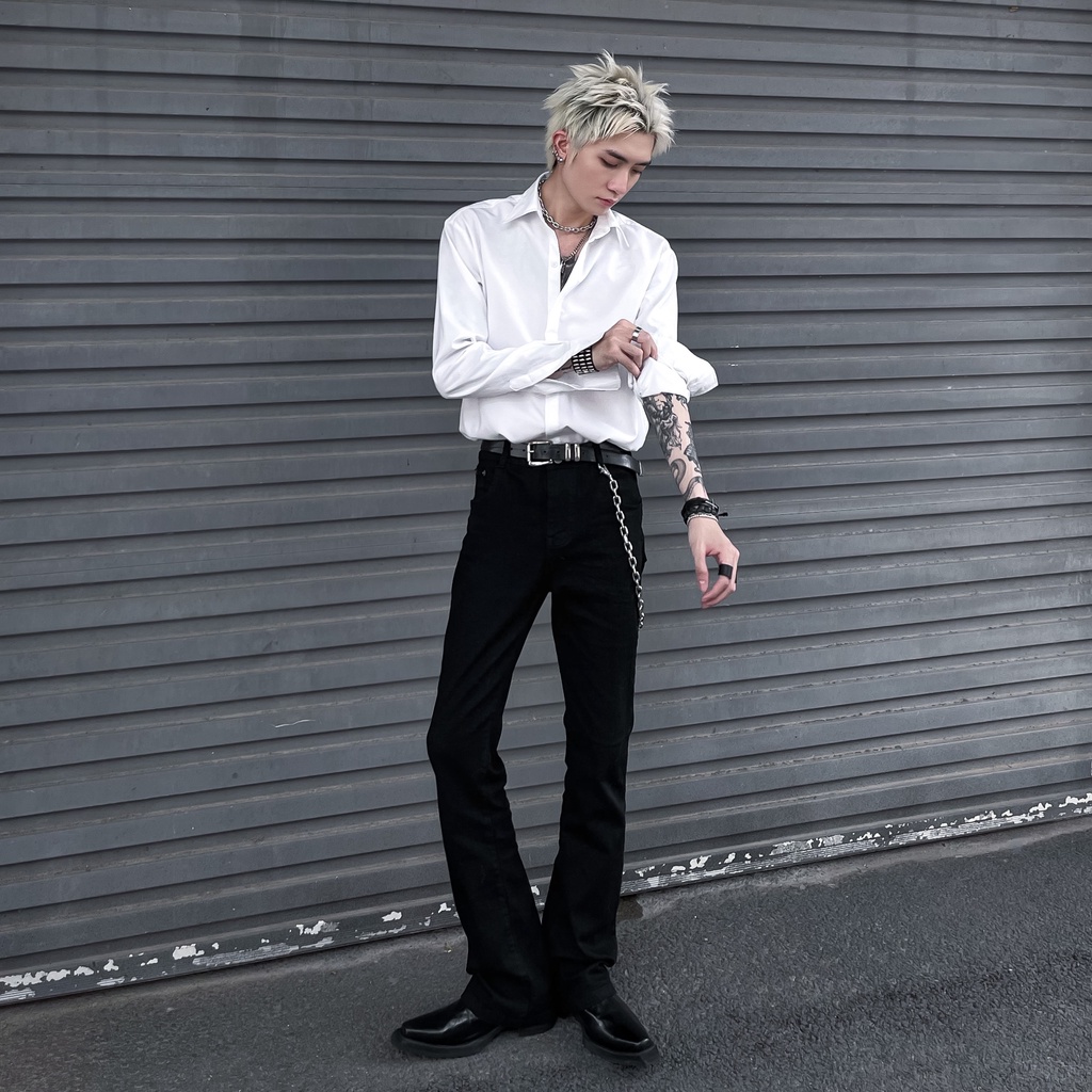 Quần Jean ống loe Standard Flare Jean Black August QL1D