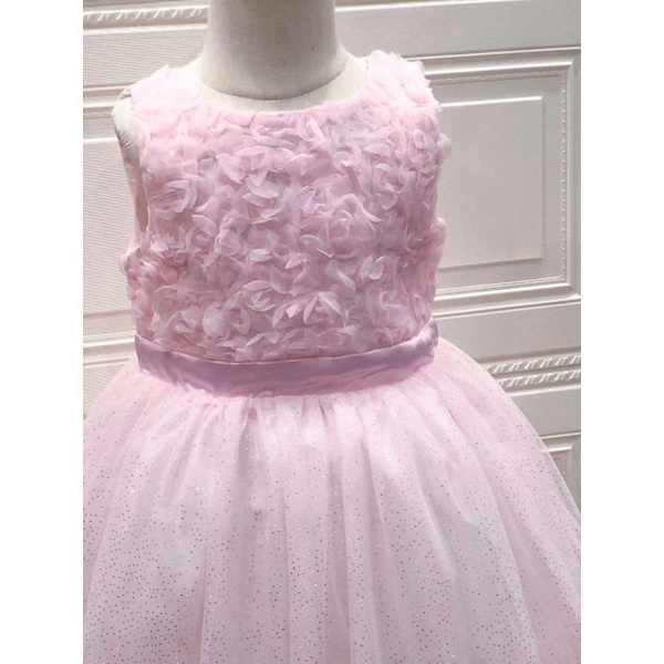 Váy công chúa bé gái HM họa tiết hoa 3D trên thân áo