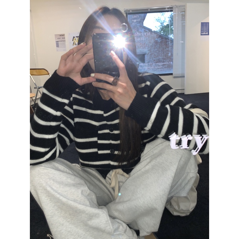 Áo Khoác cardigan Dệt Kim Tay Dài Dáng Rộng Họa Tiết Kẻ Sọc Thời Trang Mùa Thu Cho Nữ