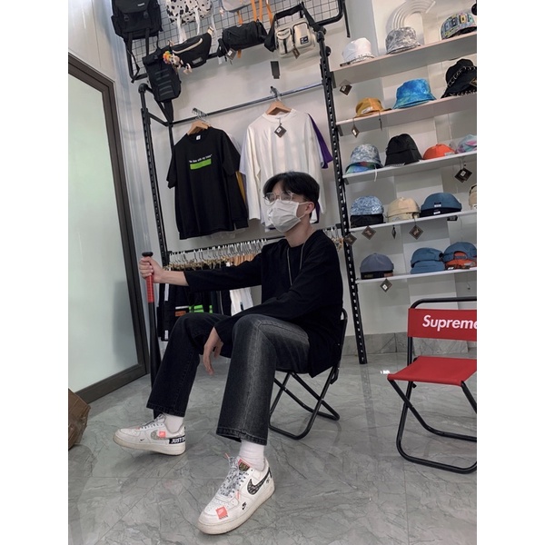 Quần jeans, quần bò Nam màu đen sọc trắng ống xuông streetwear