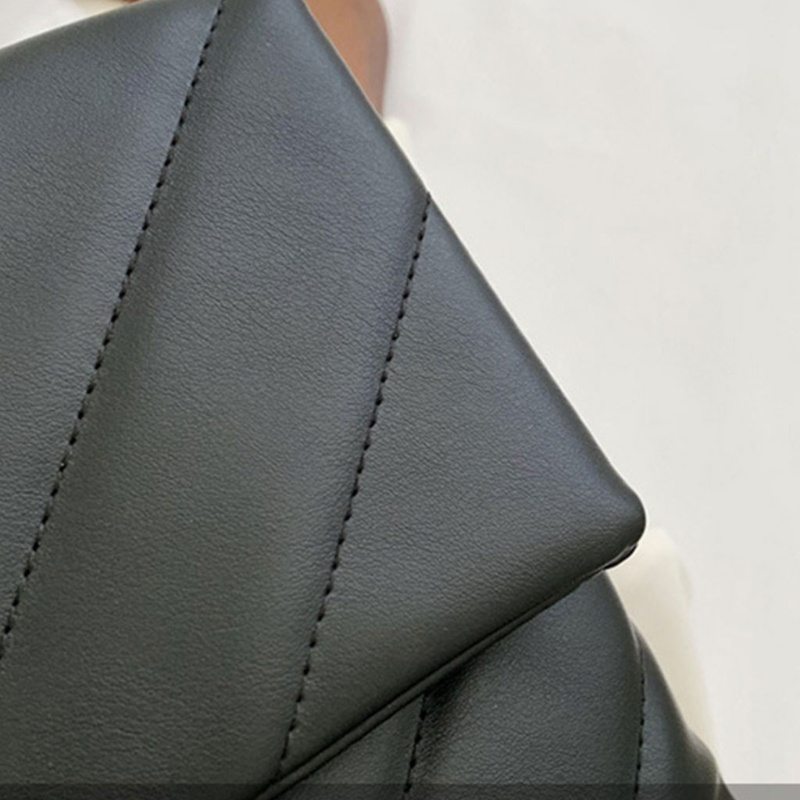 Túi Đeo Chéo Giả Da Thêu Dây Xích Thời Trang Nữ