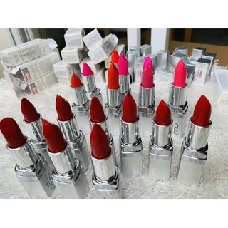 Thanh Lý  SON LÌ VACCI CAO CẤP LÂU PHAI - VACCI LIPSTICK MATTE ( hàng LỖI , Đổ mồ hôi  )