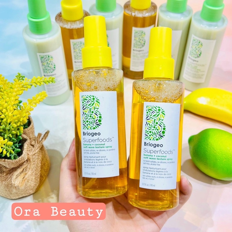 Xịt dưỡng tóc Briogeo Banana + Coconut Soft Wave Texture Spray
