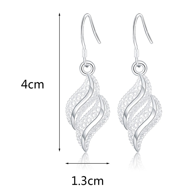 Khuyên tai đính hạt pha lê nhã nhặn