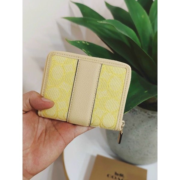 VÍ COACH - Lonnie Small Zip Around Wallet siêu cưng