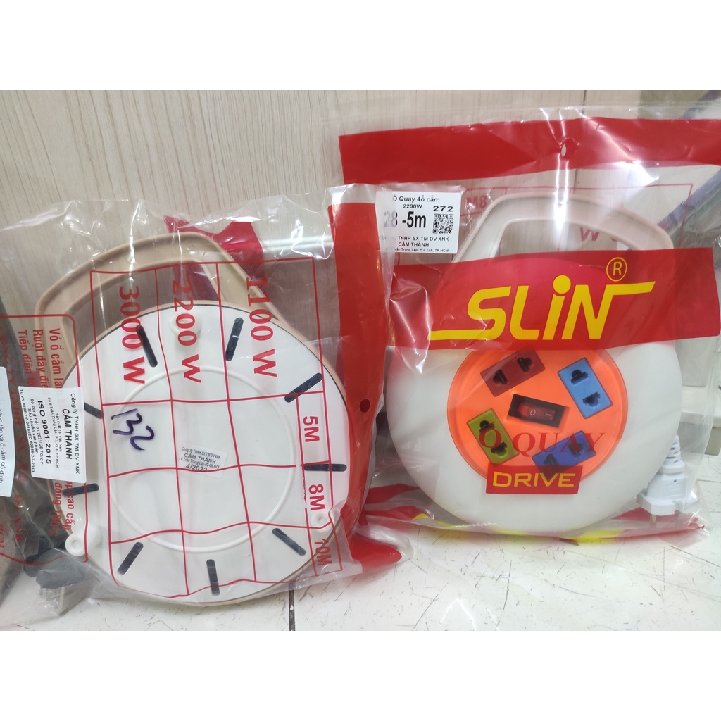 Ổ cắm điện tròn hiệu Slin 4 lỗ dây dài 5M