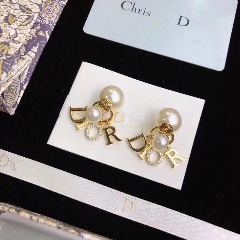 Khuyên Tai Đính Ngọc Trai Siêu Thời Trang Phong Cách Hàn Quốc Cá Tính