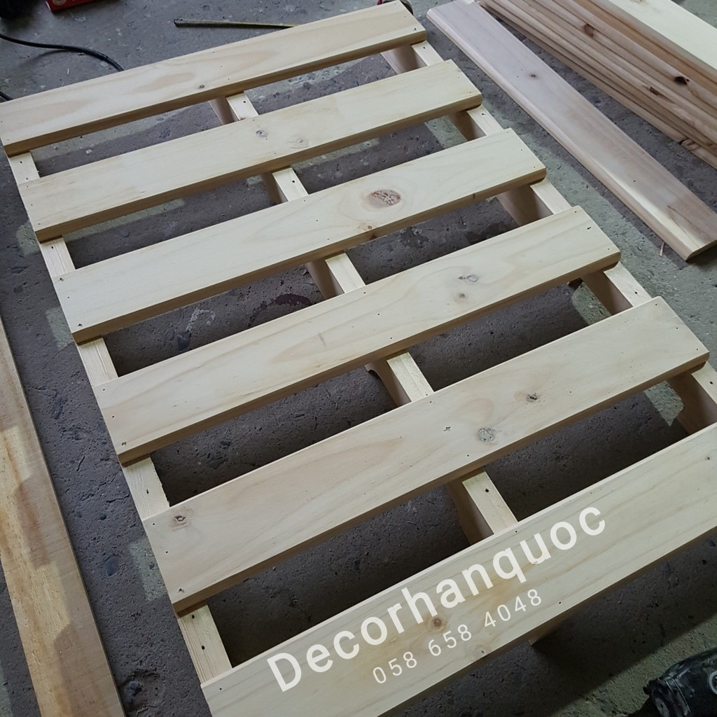 Giường Pallet - Gỗ thông tự nhiên 100% - Nhận làm theo yêu cầu | BigBuy360 - bigbuy360.vn