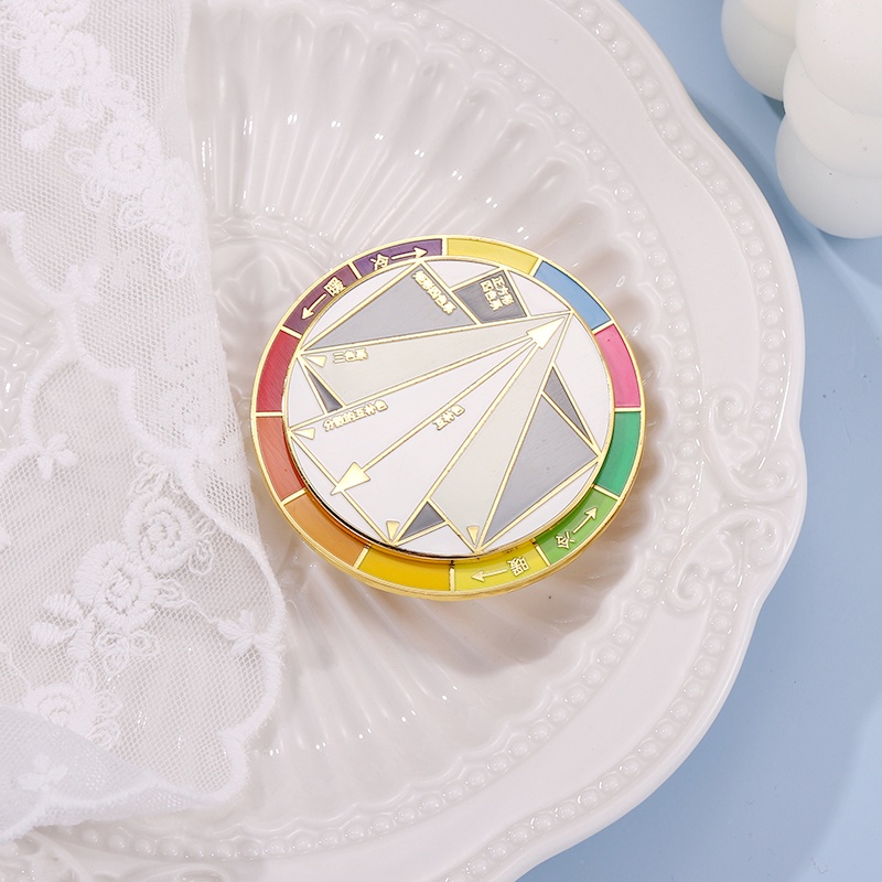 Trâm Cài Áo Xoay Tròn Vui Nhộn Cho Bạn Bè