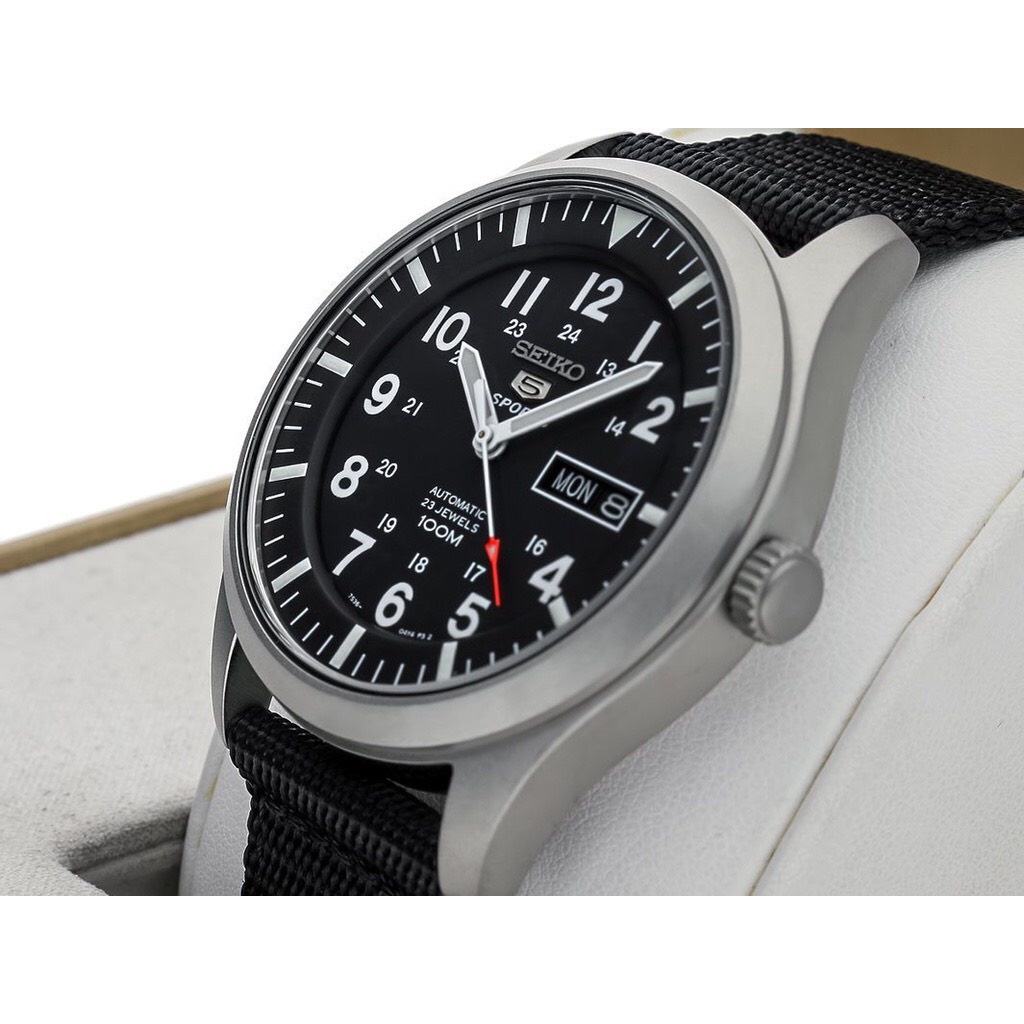 Đồng hồ nam Seiko 5 Quân Đội SNZG15K1