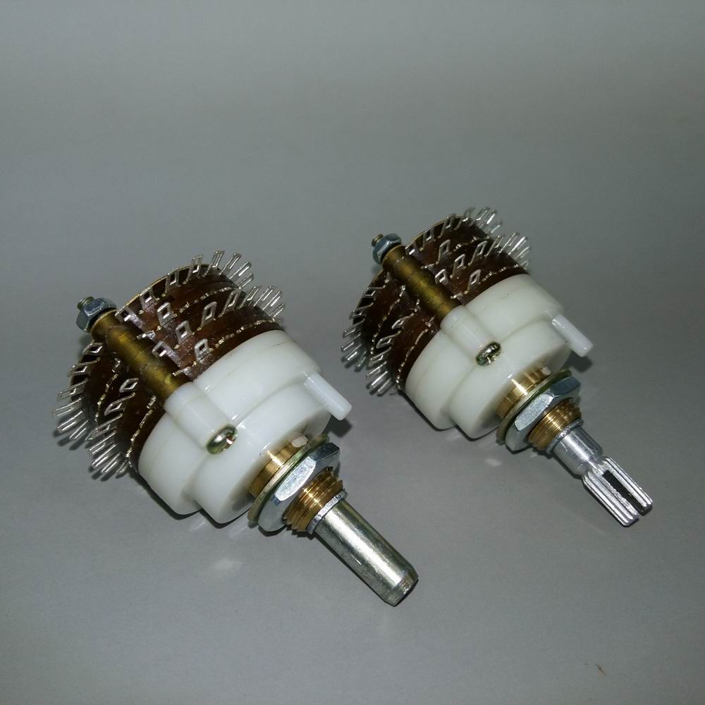 Trạm chuyển đổi 2x23 bước để gắn điện trở điều khiển âm lượng (01 cái)