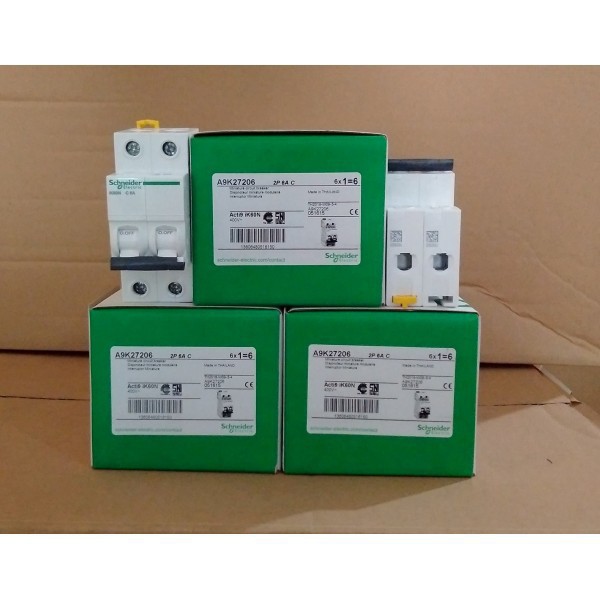 Cầu dao, Aptomat 2 pha(1P+N) 6kA 230VAC chính hãng Schneider.