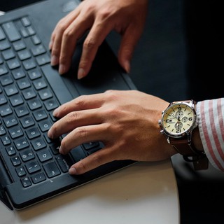 Đồng hồ Nam Citizen CA0618-18X