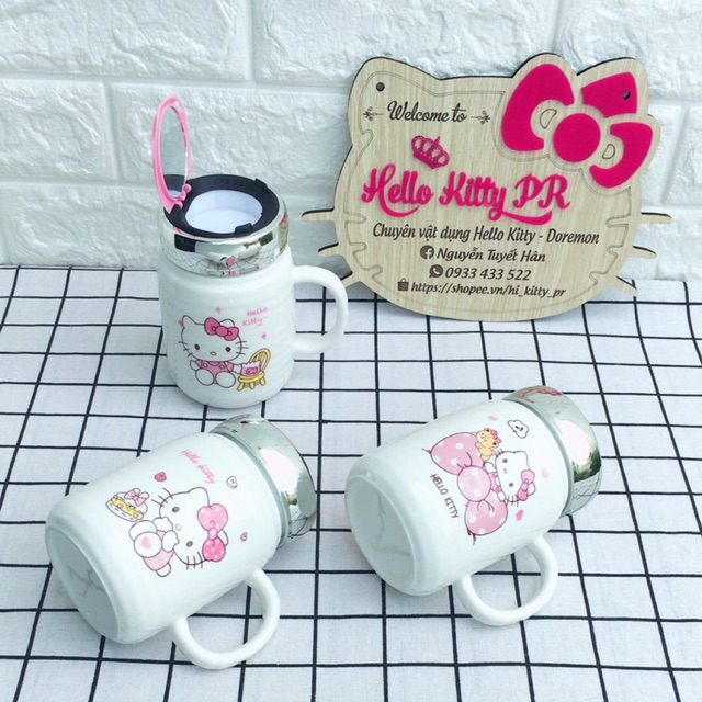 LY SỨ CÓ GƯƠNG SOI HELLO KITTY