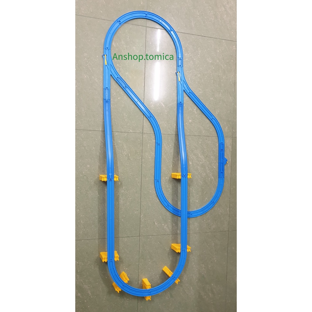 Set ray dùng cho tàu hỏa chạy pin Takara tomy  SR1