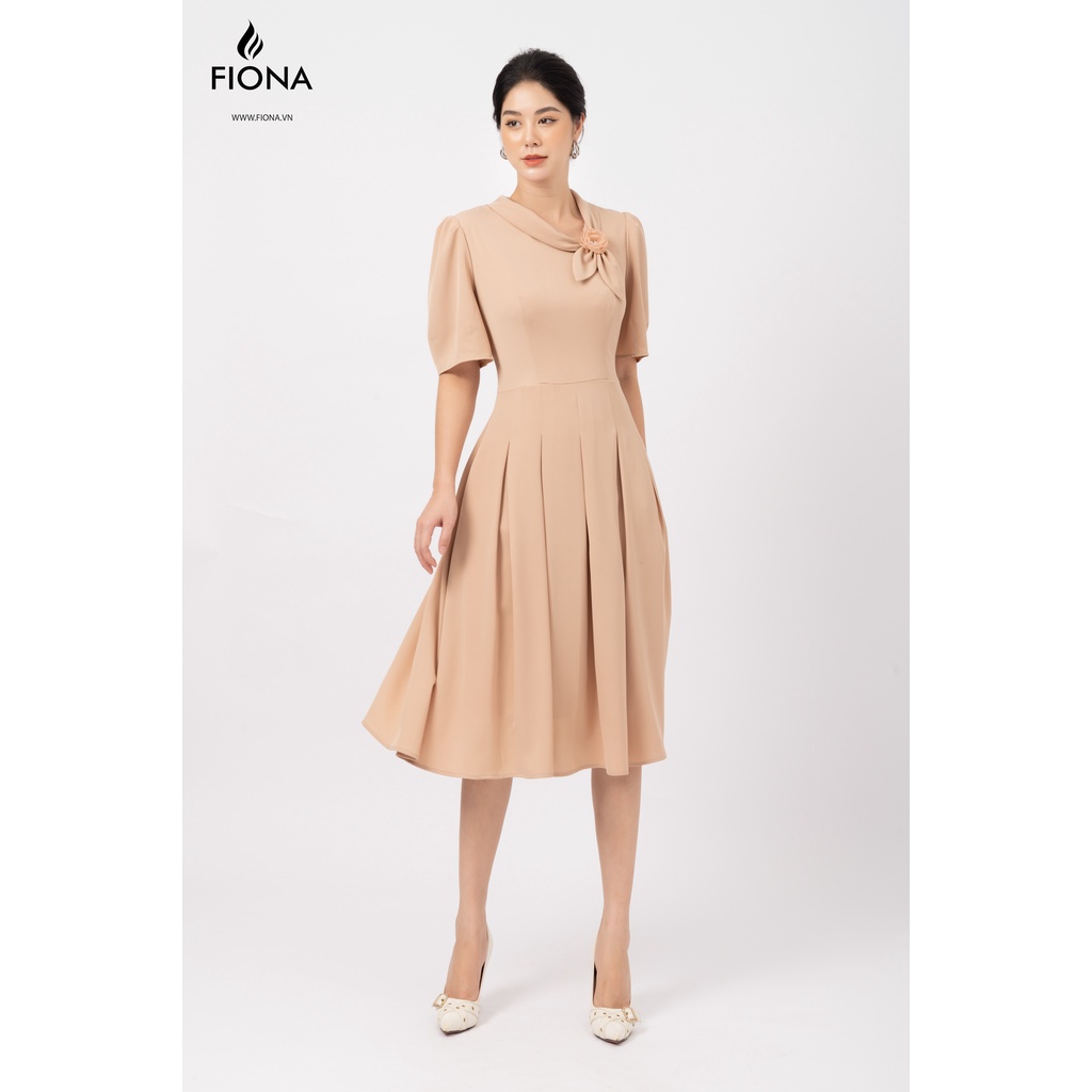 Đầm nữ dáng xòe, đầm thiết kế lá cổ lệch cài hoa tay và tùng xếp ly FIONA F451365