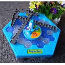 Bộ Trò Chơi Bẫy Chim Cánh Cụt PENGUIN TRAP