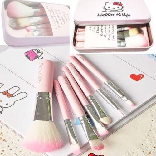 Bộ Cọ Trang Điểm 7 Món Hello Kitty Hộp Thiếc Đáng Yêu Xinh Xắn Tiện Lợi, Thích Hợp Cầm Tay Đi Làm, Đi Du Lịch