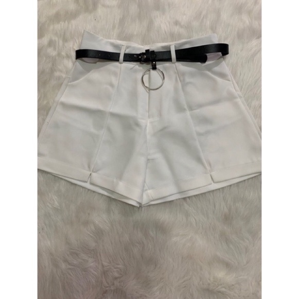 Quần short nữ kèm đai siêu xinh | BigBuy360 - bigbuy360.vn