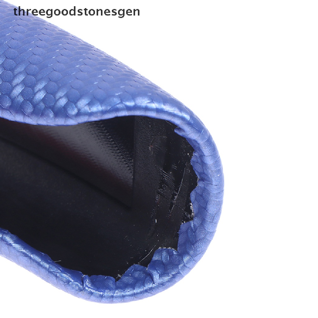 Set 2 vỏ bọc vô lăng xe hơi bằng sợi carbon chống trượt cỡ 15inch