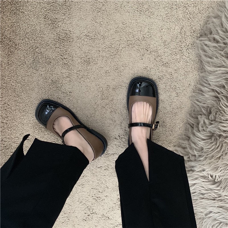 Giày búp bê hai màu quai ngang, giày bệt mũi vuông chất liệu da mềm thoải mái