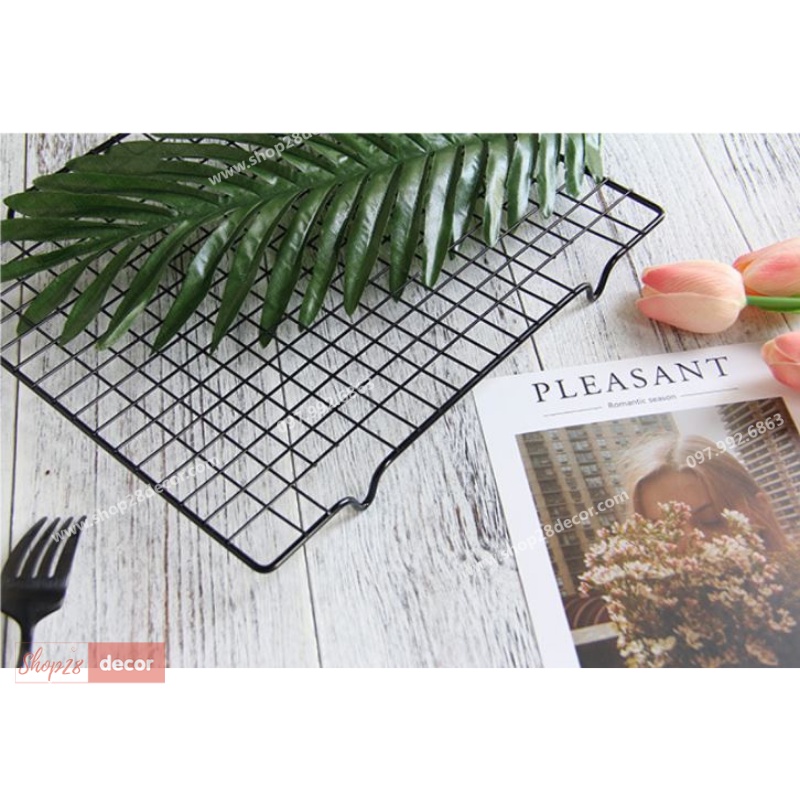 Khay lưới có chân trang trí chụp ảnh sản phẩm - Shop28Decor.com
