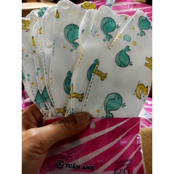 khẩu trang trẻ em kf94, mix màu mix hình , thùng  300 cái và thùng 600 cai.