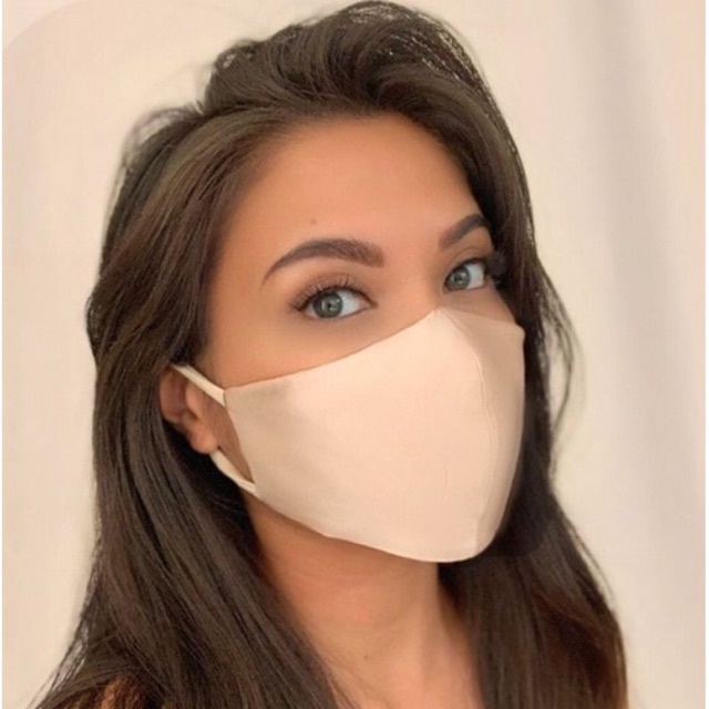 Khẩu trang phi bóng dễ thở kèm miếng lọc bụi PM 2.5 chất mềm mịn êm da ngừa mụn