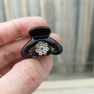 Kẹp tóc mái,kẹp đỉnh trái tim đính hạt