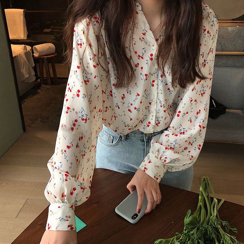 LEEVA - Áo voan trắng tay bo nút gài A075