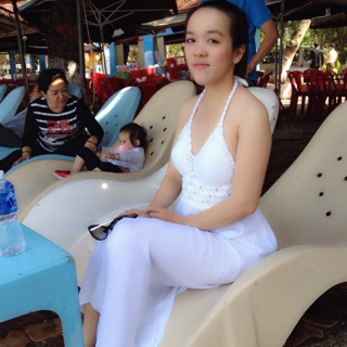 Maxi len handmade đi biển