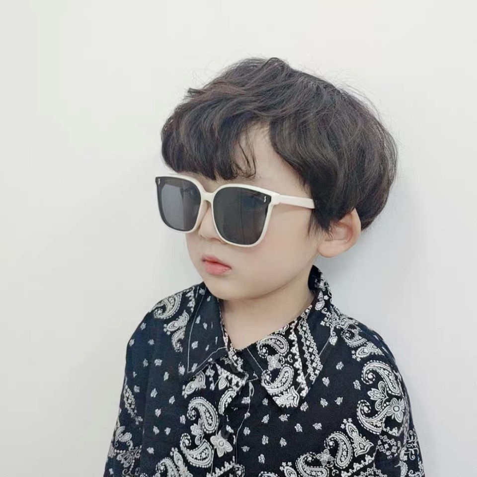 Kính Mát Nam Gọng Lớn Chống Tia Uv