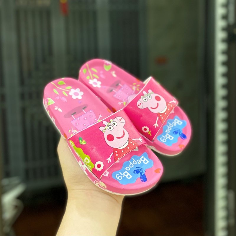 Dép lê mùa hè cho bé gái từ 4 đến 8 tuổi hoạ tiết hoạt hình Lợn Peppa Pig