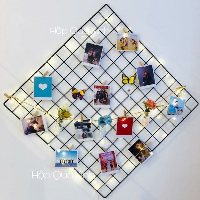 Khung lưới sắt trang trí không gian sống  tặng  đèn Led 20 bóng kèm 5 kẹp màu gỗ | BigBuy360 - bigbuy360.vn