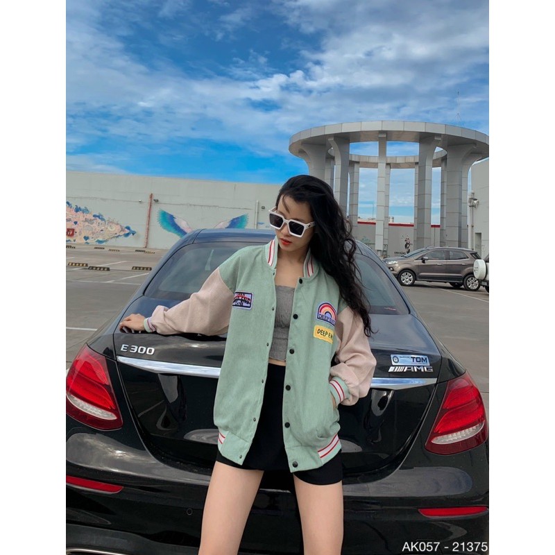 🌈𝐆𝐈𝐀́ 𝐗𝐔̛𝐎̛̉𝐍𝐆💢 057 Áo Khoác Kaki Nhung Gân Thêu Logo Nổi (Hình Thật) | BigBuy360 - bigbuy360.vn