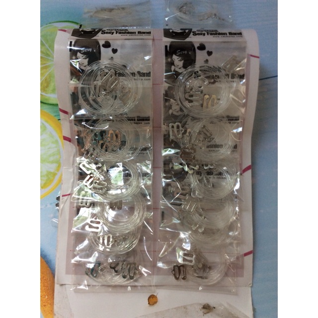 Dây áo trong sợi bún