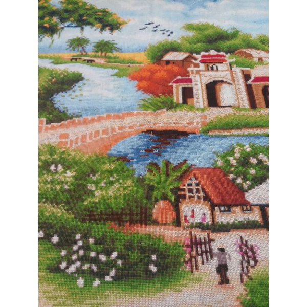 Tranh thêu thành phẩm Cây đa, giếng nước, sân đình