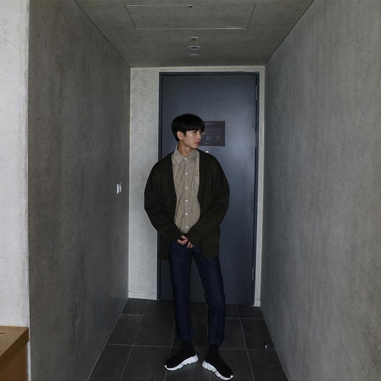 Áo khoác cardigan màu sắc thanh lịch dành cho nam