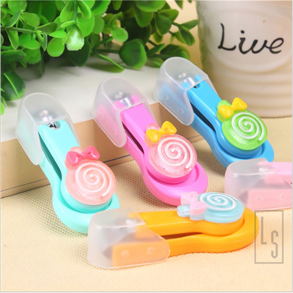 Bấm Móng Tay Kẹo Mút - Cắt Móng Lolipop Xinh Xắn