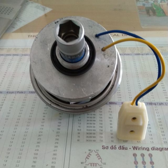 Máy Phát Điện Mini 220v Chạy Khỏe, Tiết Kiệm Xăng, Dùng Được Cho Nhiều Loại Xe Máy