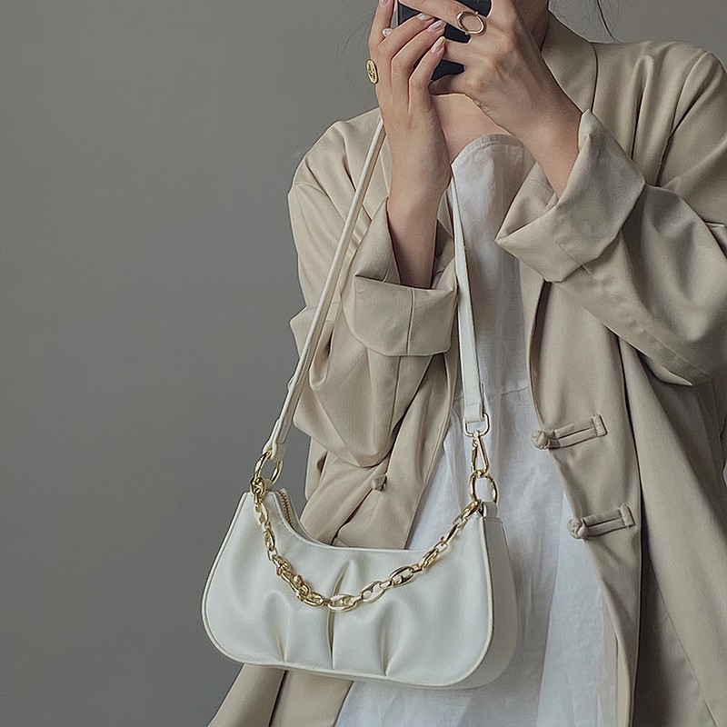 Túi kẹp nách đám mây dây đeo 4 kiểu sang chảnh chất da cao cấp | BigBuy360 - bigbuy360.vn