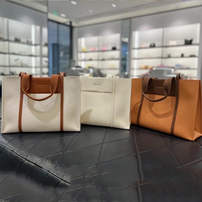 Túi tote Đeo Vai Sức Chứa Lớn Màu Sắc CNK23 30781775