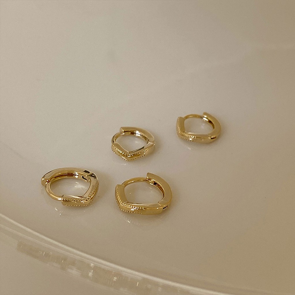 Khuyên Tai Hình Chữ V Đơn Giản Dễ Phối Đồ Phong Cách Hàn Quốc Mới