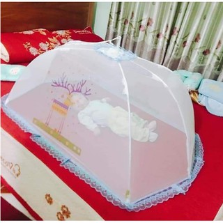 Màn chụp sơ sinh rút dây cho bé